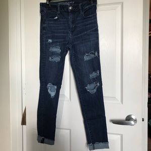 American Eagle High Rise Jegging Distressed